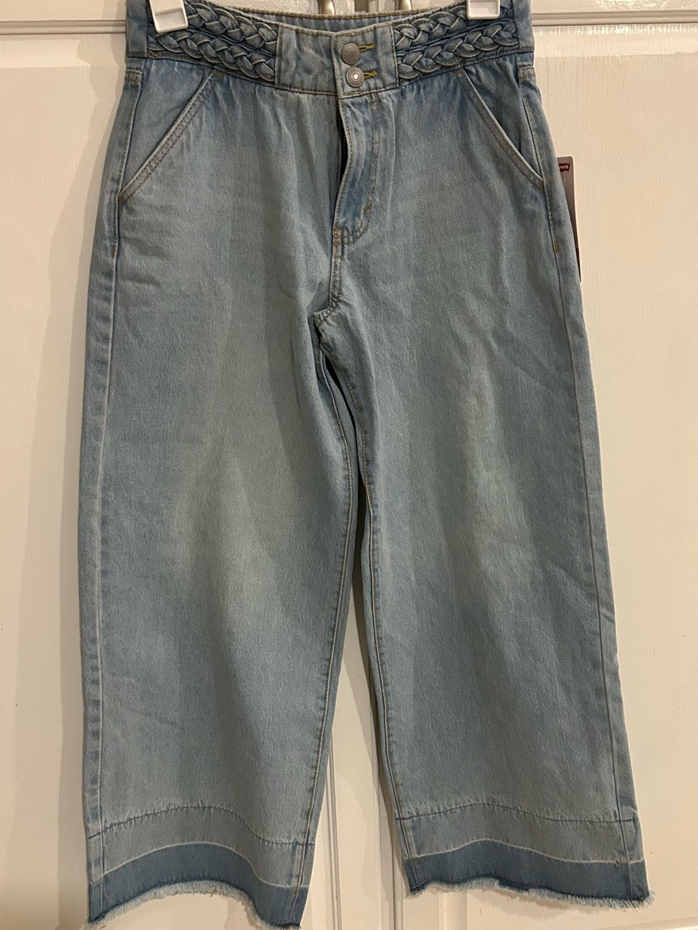 Girl’s Levi’s Light Blue Braided Waist Cropped Jeans